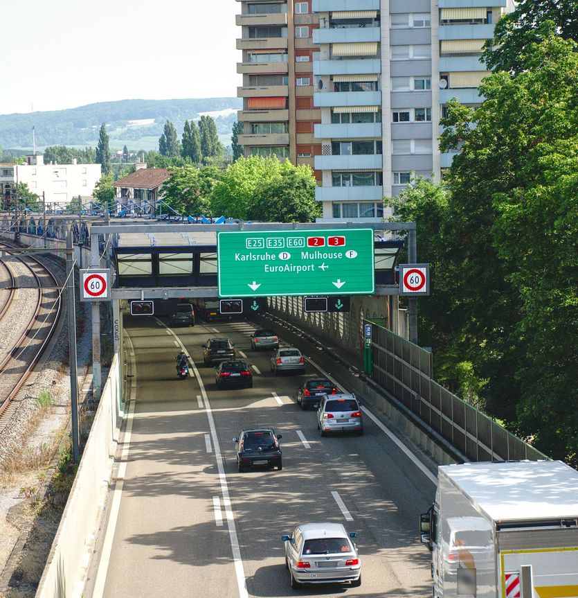 Autobahn durch Basel