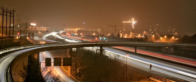 Autobahnkreuz Hagnau in der Nacht